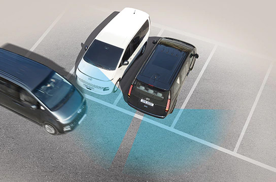 Hyundai Staria - Rear Cross-Traffic Collision-Avoidance Assist (RCCA)